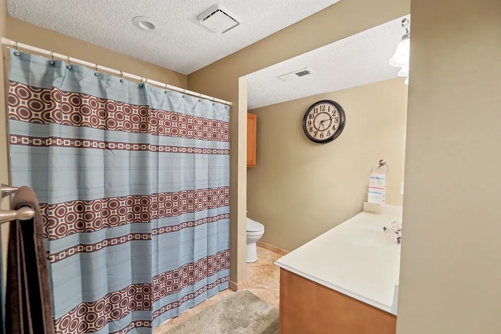 1181 N Lakewind Street Wichita KS 67212