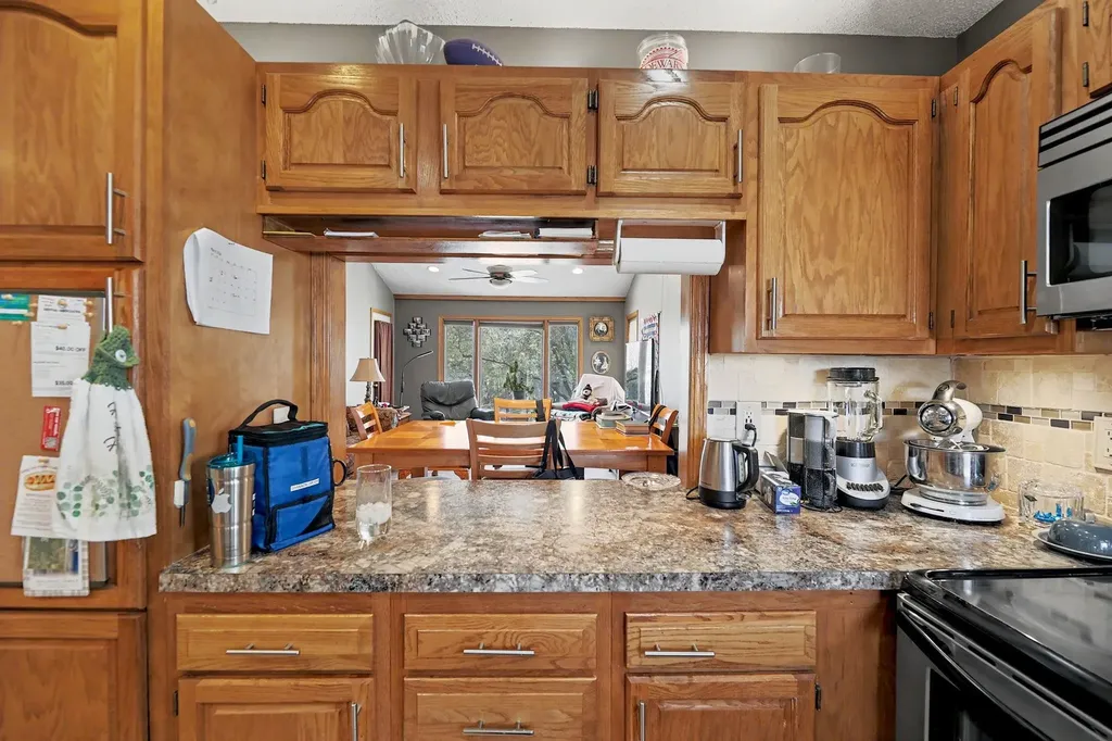 1181 N Lakewind Street Wichita KS 67212
