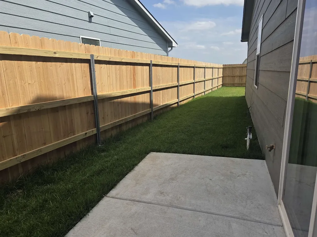 2445 S Wheatland Court Wichita KS 67235