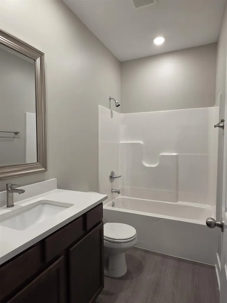 2445 S Wheatland Court Wichita KS 67235