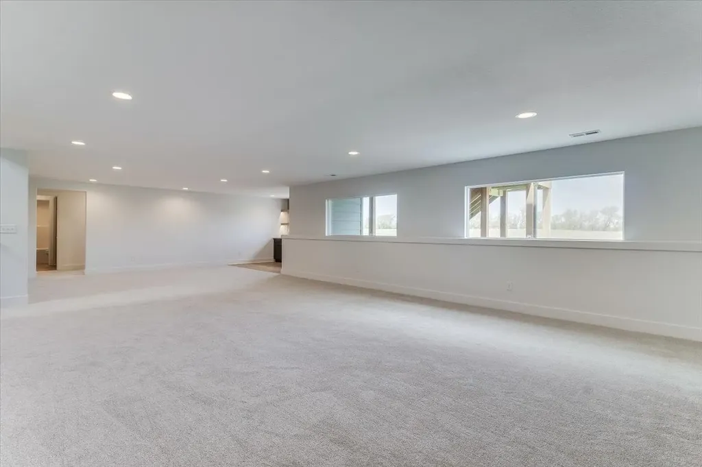 261 N Ciderbluff Court Wichita KS 67052