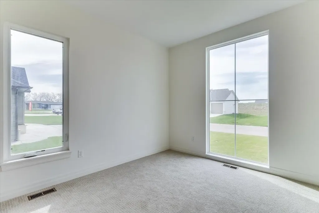 257 N Ciderbluff Court Wichita KS 67052