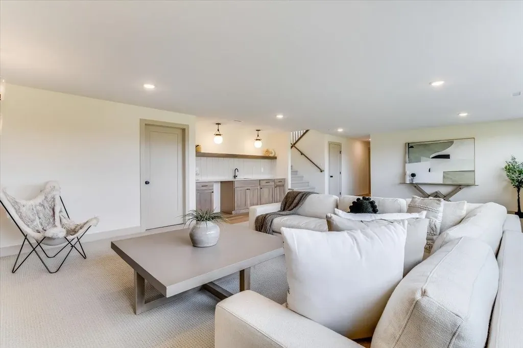 253 N Ciderbluff Court Wichita KS 67052