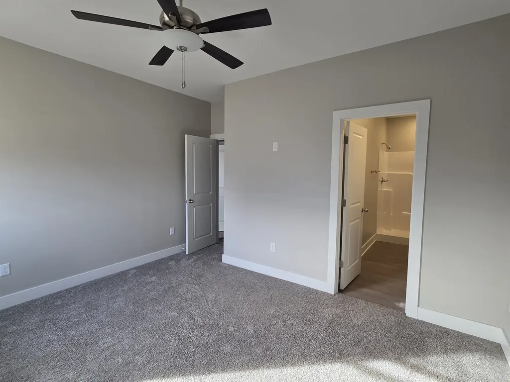 2449 S Wheatland Court Wichita KS 67235