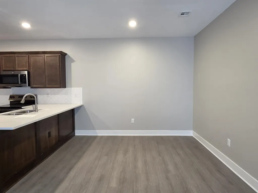 2449 S Wheatland Court Wichita KS 67235