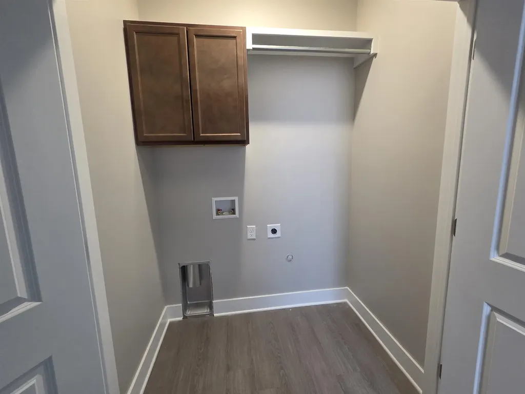 2449 S Wheatland Court Wichita KS 67235