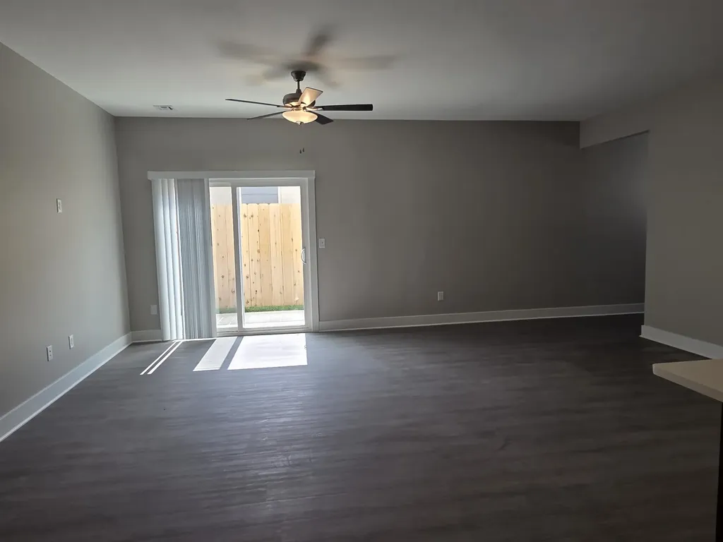 2449 S Wheatland Court Wichita KS 67235