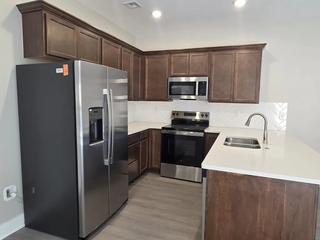 2449 S Wheatland Court Wichita KS 67235