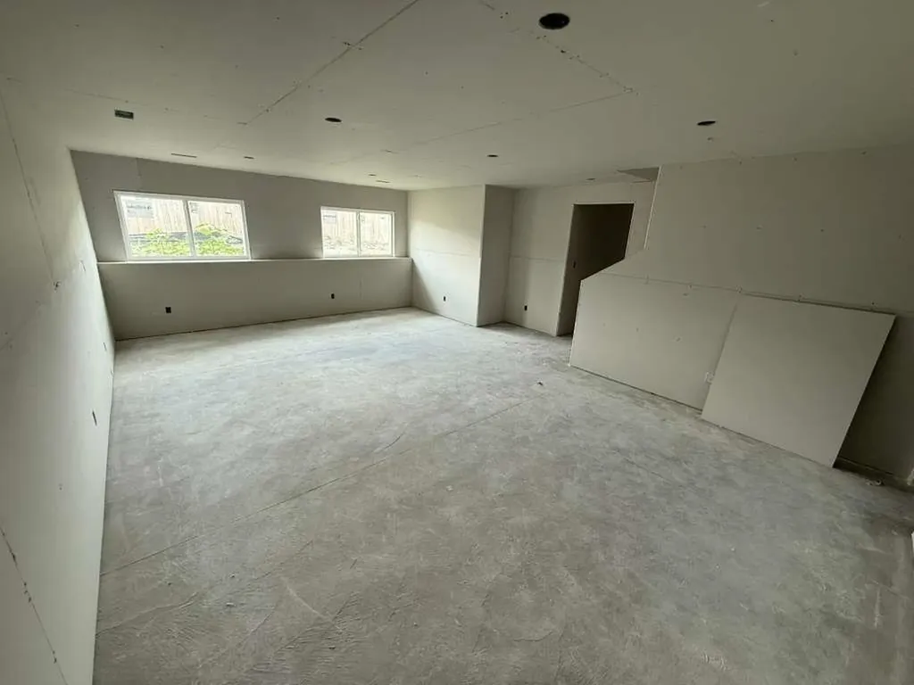5043 N Toben Drive Bel Aire KS 67226