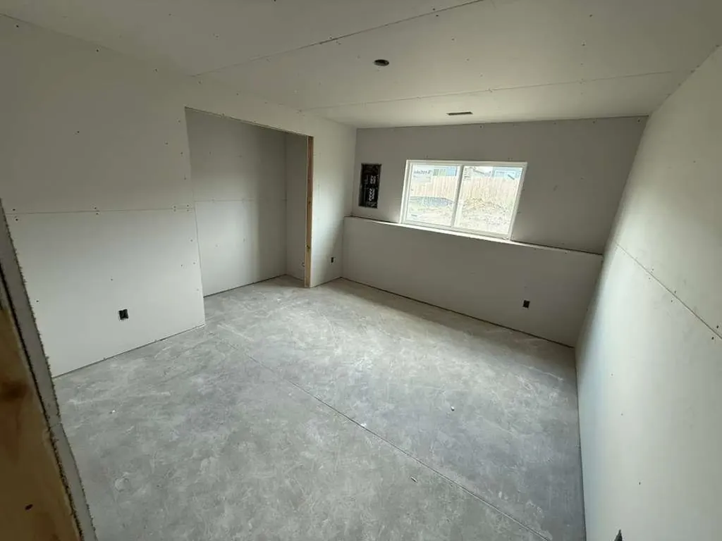 5043 N Toben Drive Bel Aire KS 67226