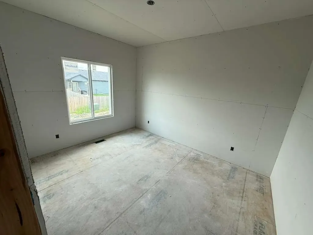 5043 N Toben Drive Bel Aire KS 67226