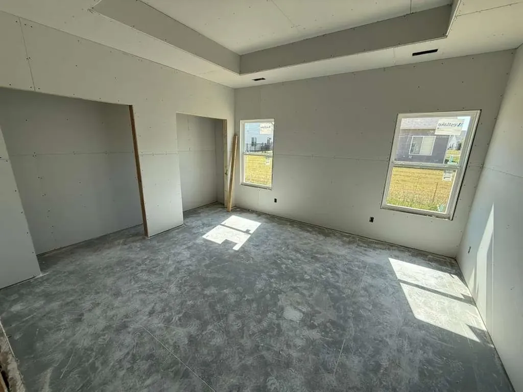 5079 N Toben Drive Bel Aire KS 67226