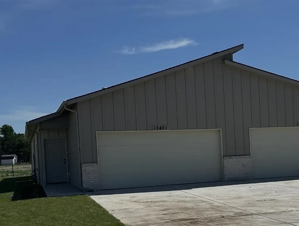 15401-15403 W Josephine Street Goddard KS 67052