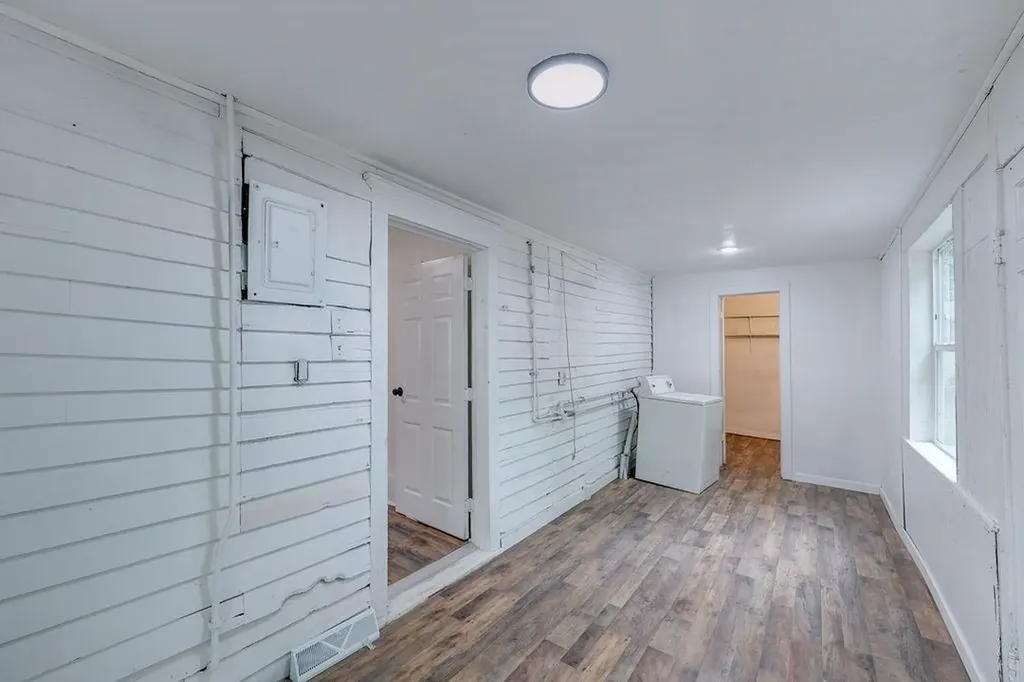 1516 E 11th Avenue Winfield KS 67156