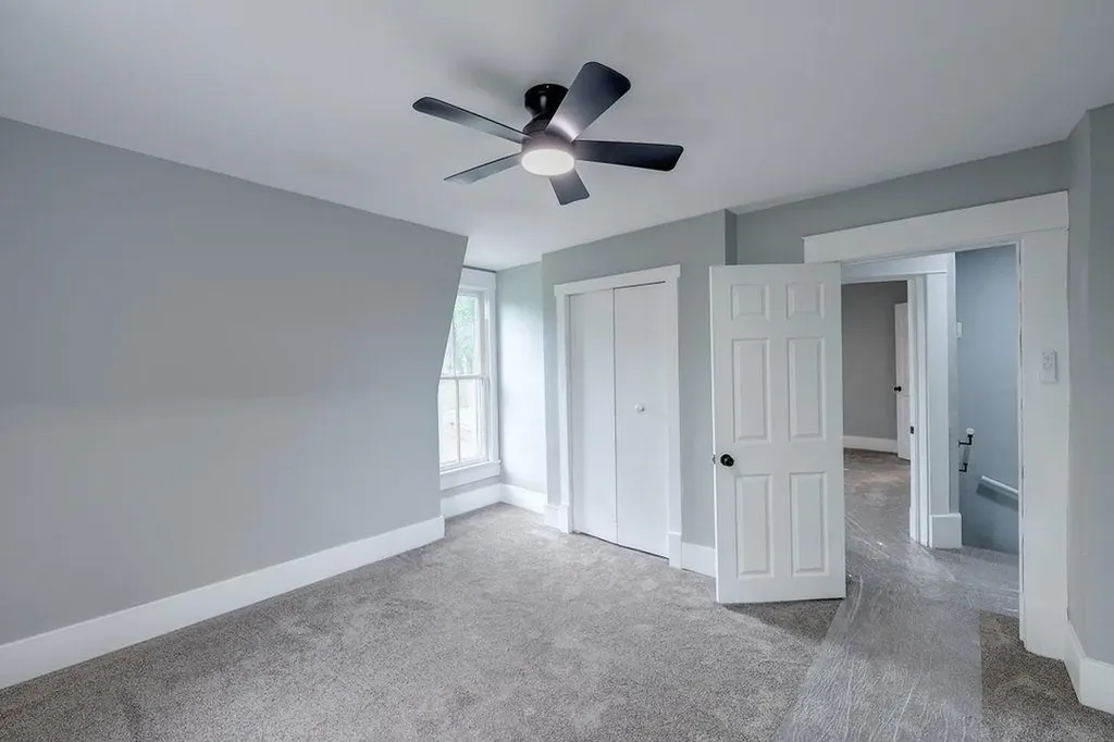 1516 E 11th Avenue Winfield KS 67156