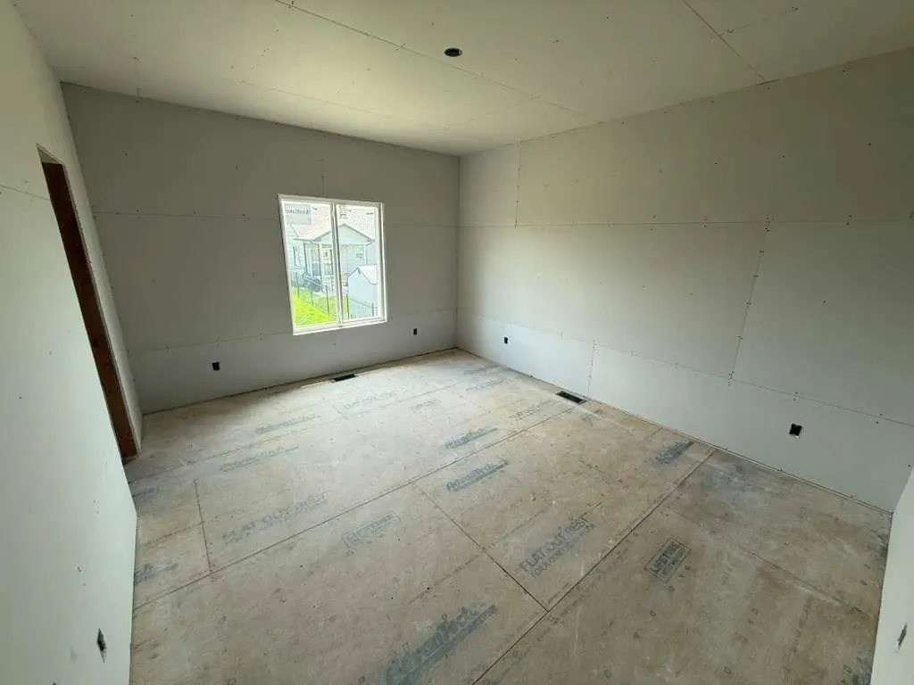 5067 N Toben Court Bel Aire KS 67226