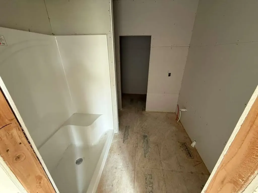 5067 N Toben Court Bel Aire KS 67226