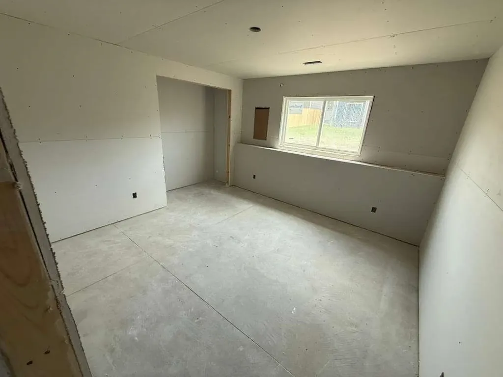 5067 N Toben Court Bel Aire KS 67226