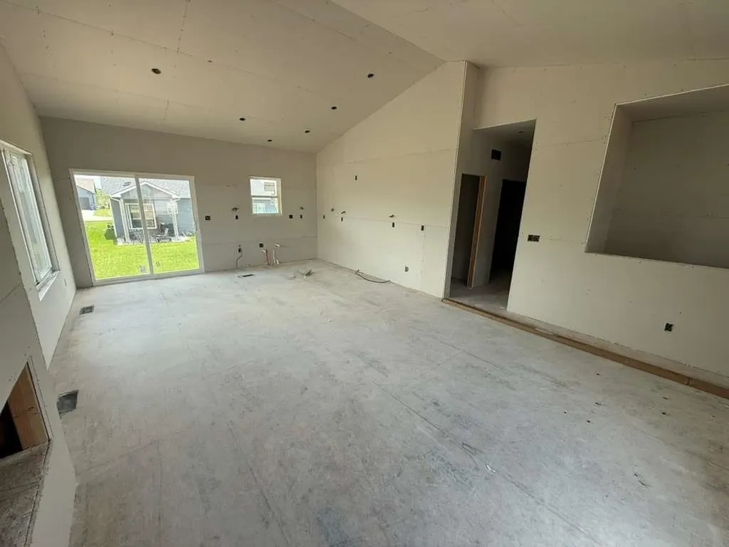 5067 N Toben Court Bel Aire KS 67226