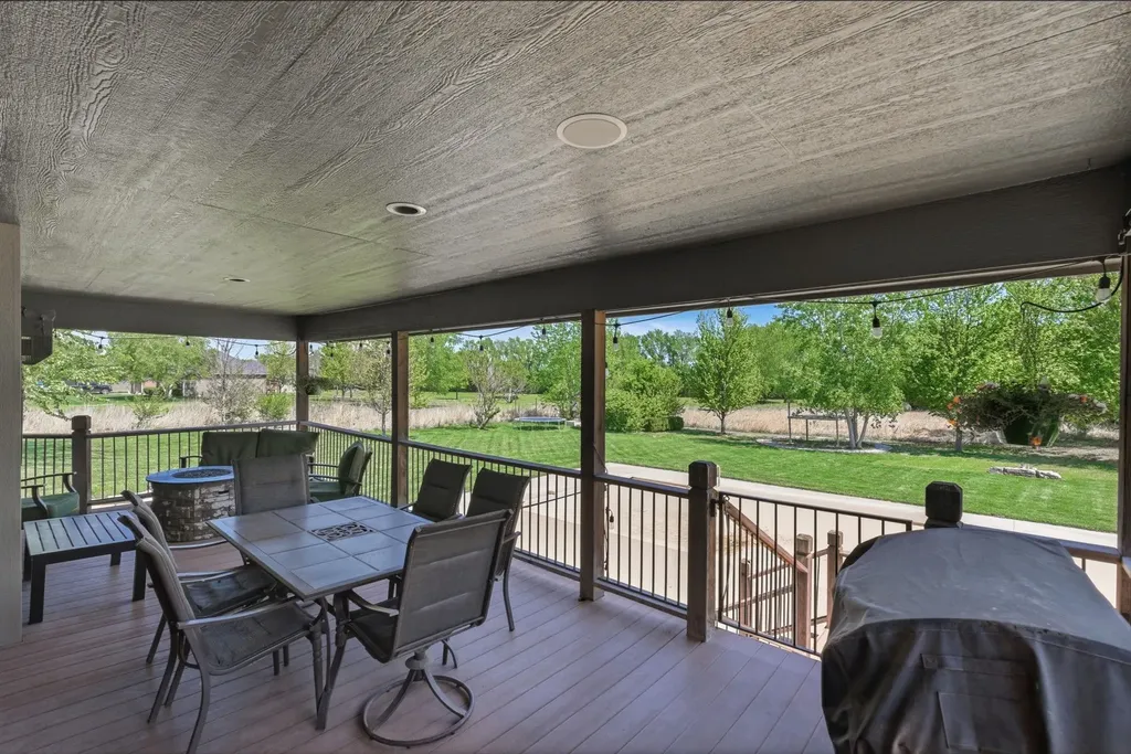 6402 Busy Bee Court Andale KS 67001