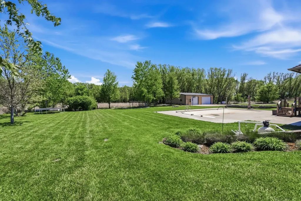 6402 Busy Bee Court Andale KS 67001