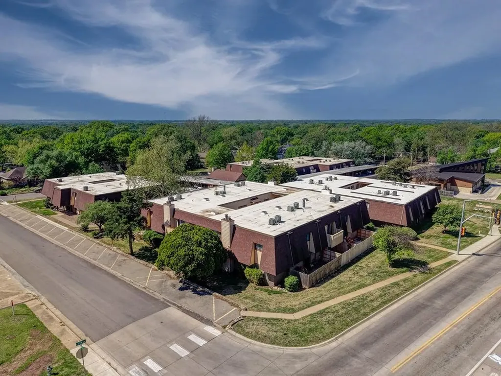 1500 E 10th Winfield KS 67156