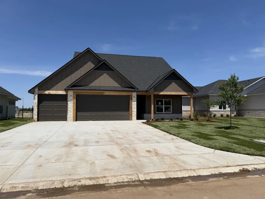 742 N Rainbow Lake Court Wichita KS 67235
