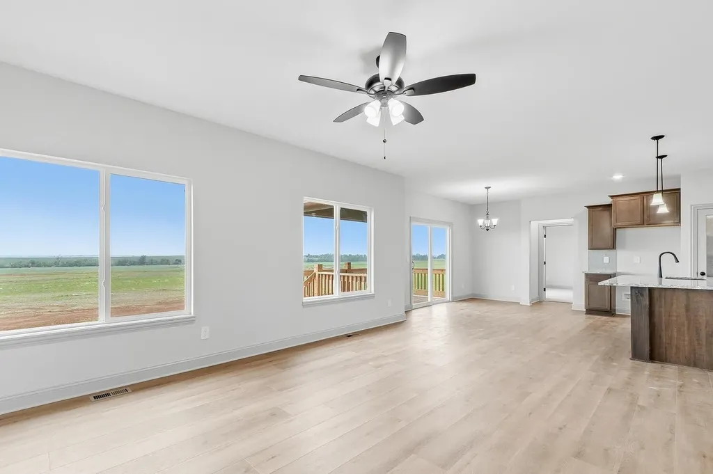 940 N West Avenue Anthony KS 67003