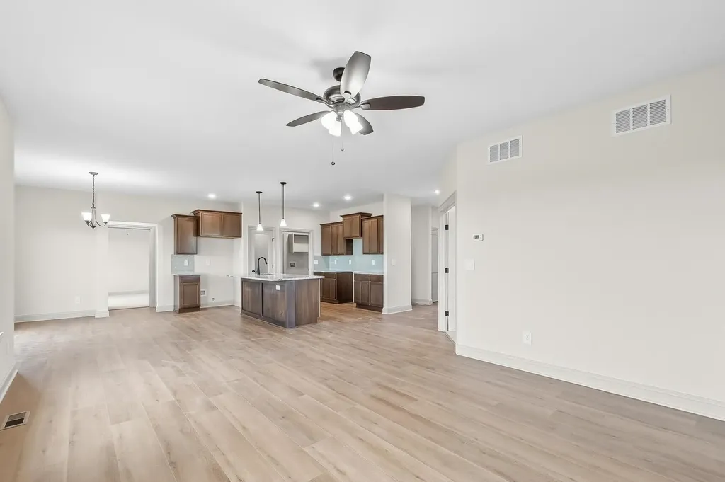 940 N West Avenue Anthony KS 67003