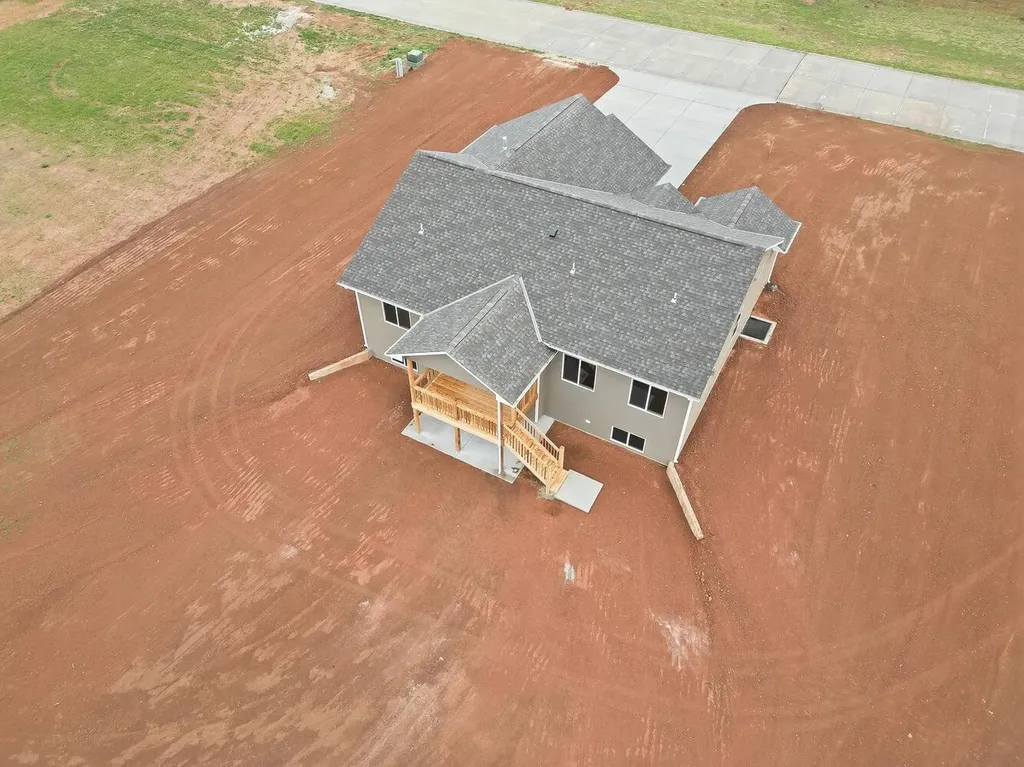 940 N West Avenue Anthony KS 67003