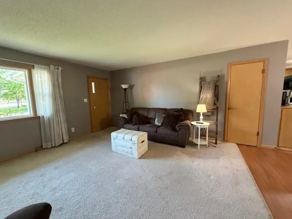 112 Willow Lane Hesston KS 67062