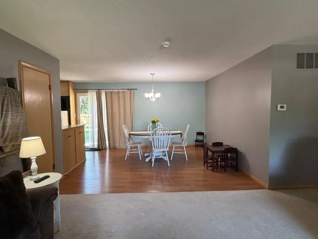 112 Willow Lane Hesston KS 67062