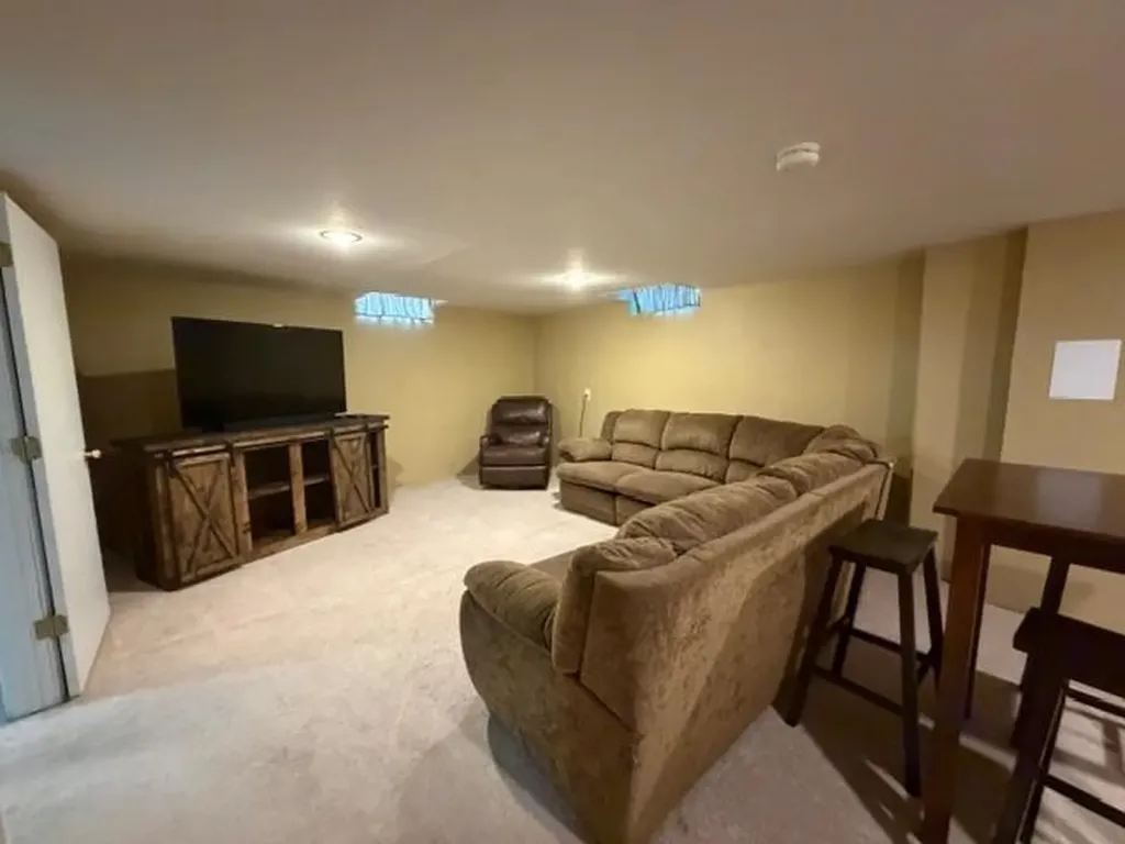 112 Willow Lane Hesston KS 67062
