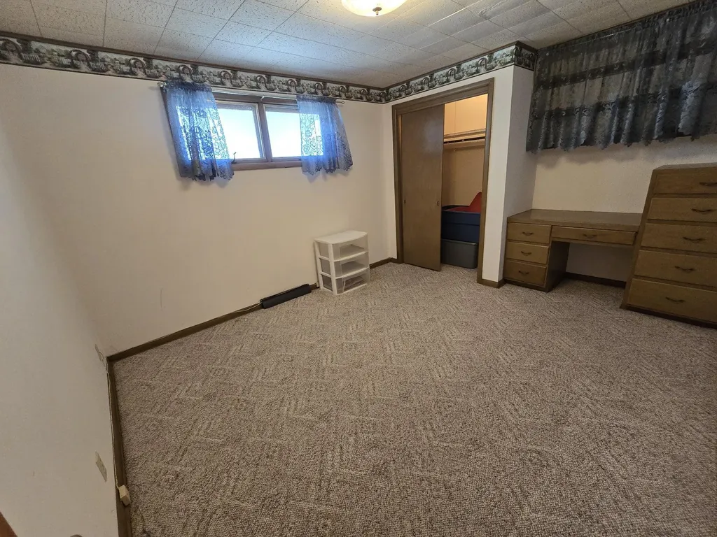 329 N College Street Winfield KS 67156