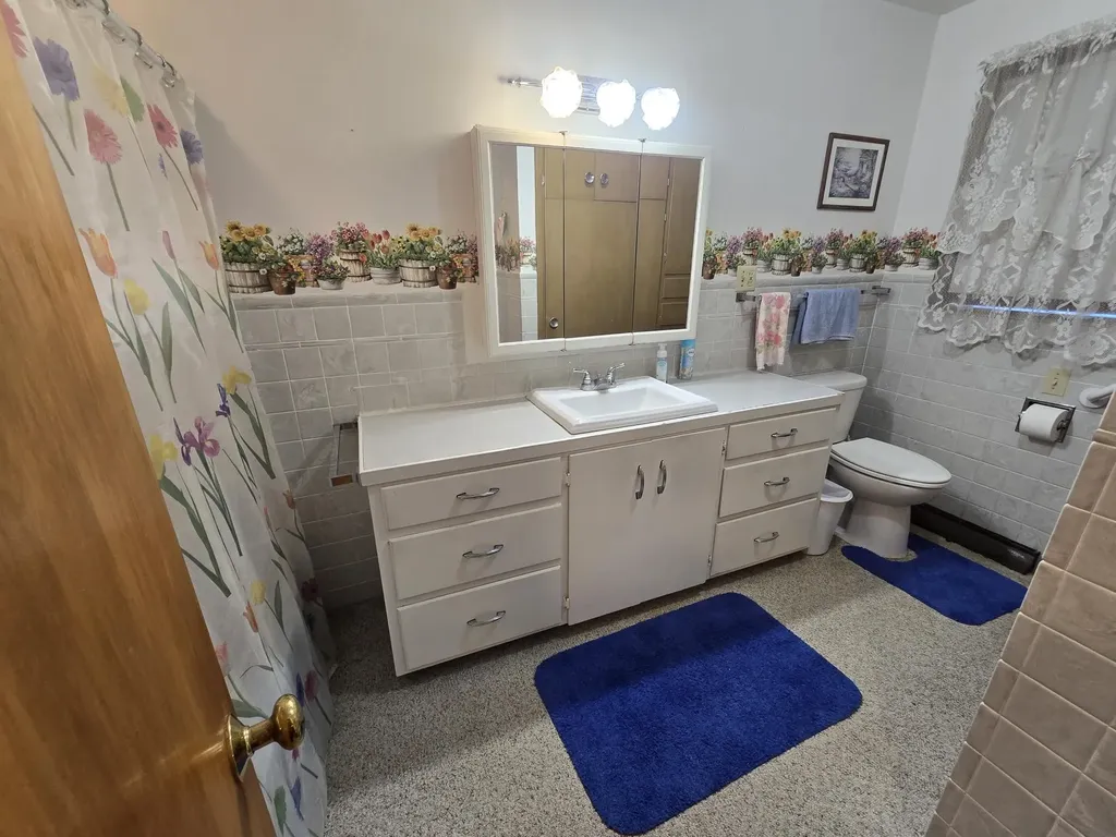 329 N College Street Winfield KS 67156