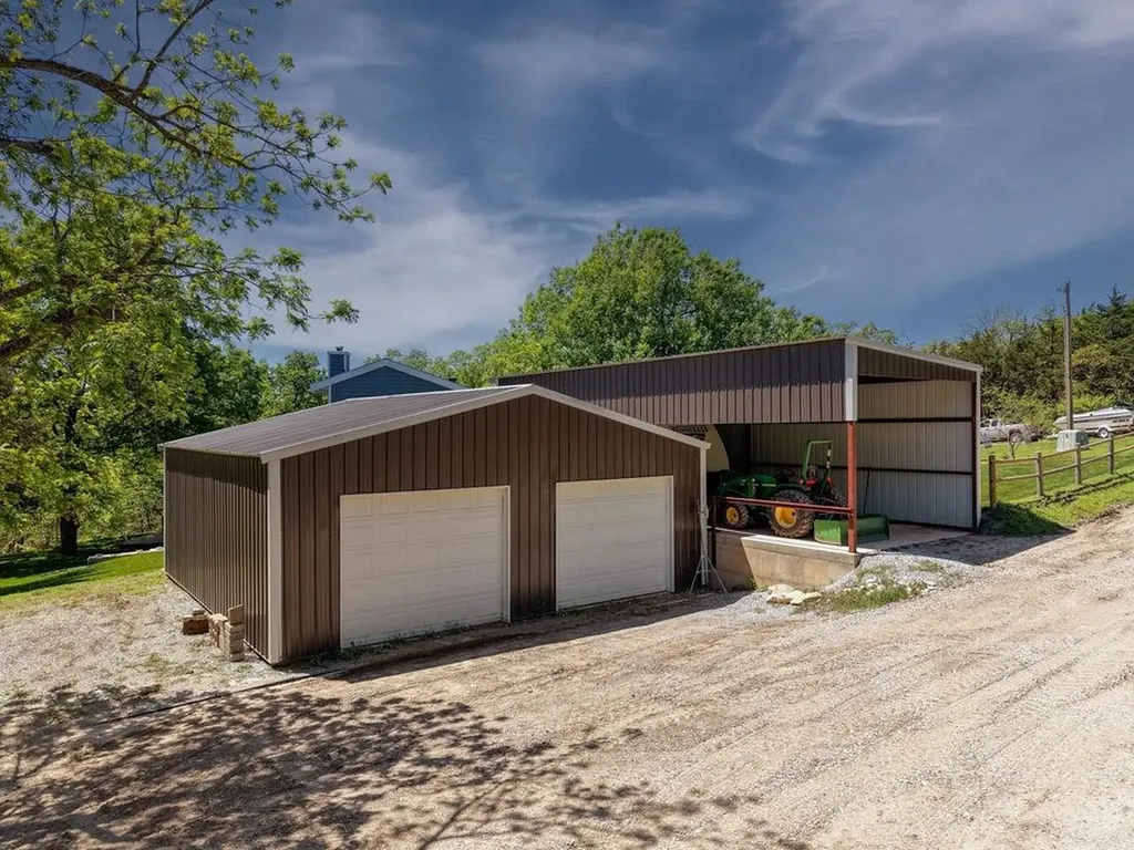 30117 Shady Oak Drive Arkansas City KS 67005