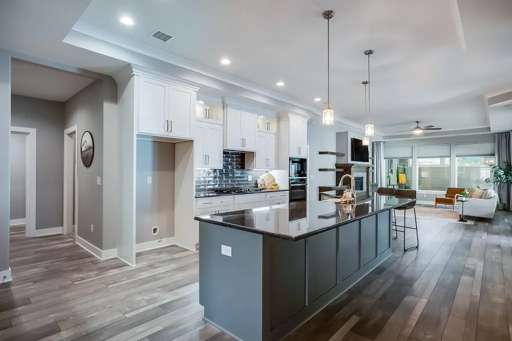 1219 S Forestview Street Wichita KS 67235