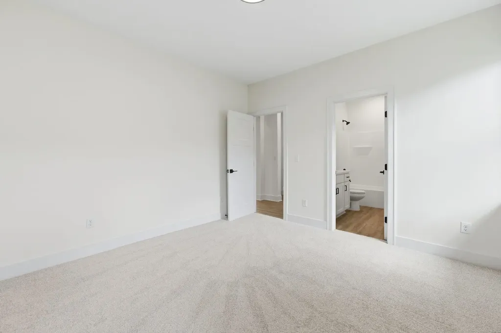 608 E Elmwood Street Park City KS 67147-1124