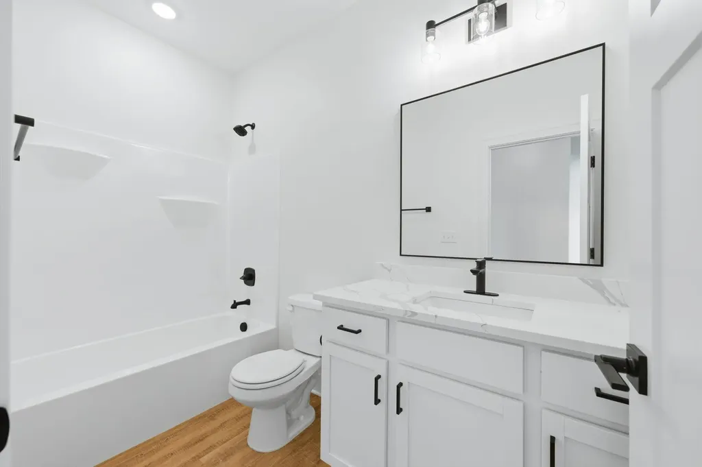 608 E Elmwood Street Park City KS 67147-1124
