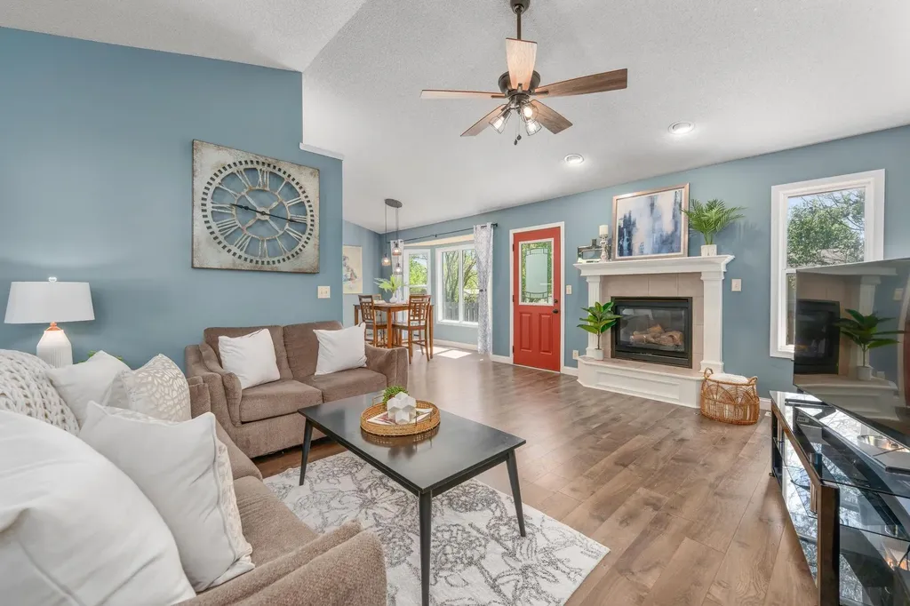 809 Country Lane Newton KS 67114