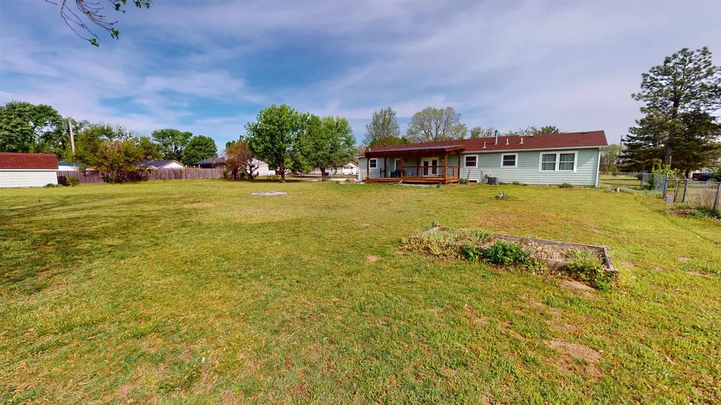 515 W 38th Street Wichita KS 67204