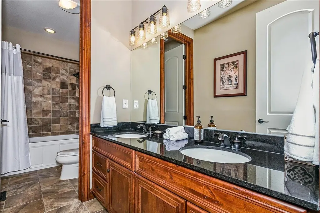 2018 N Crooked Pine Street Wichita KS 67230
