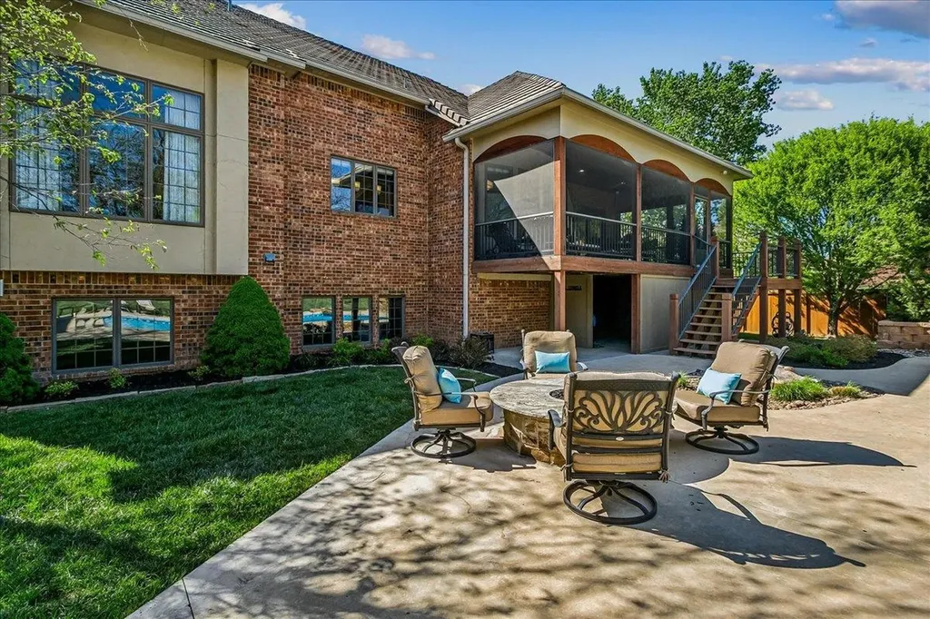 2018 N Crooked Pine Street Wichita KS 67230