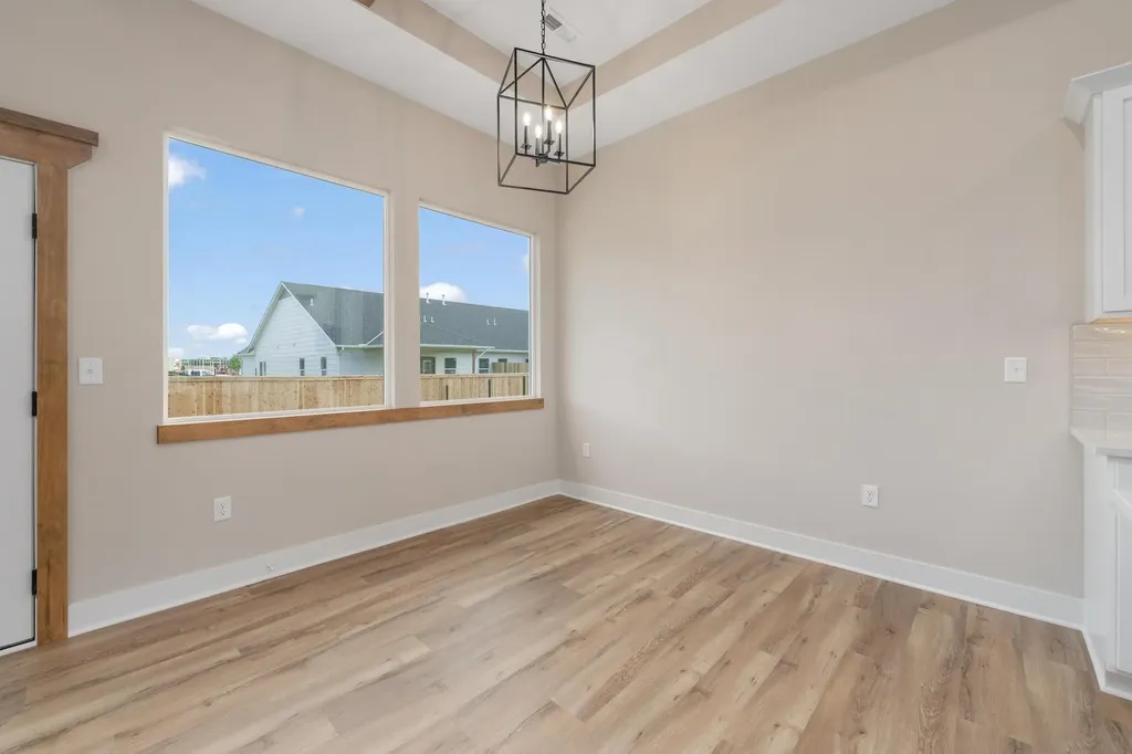 738 N Rainbow Lake Court Wichita KS 67235