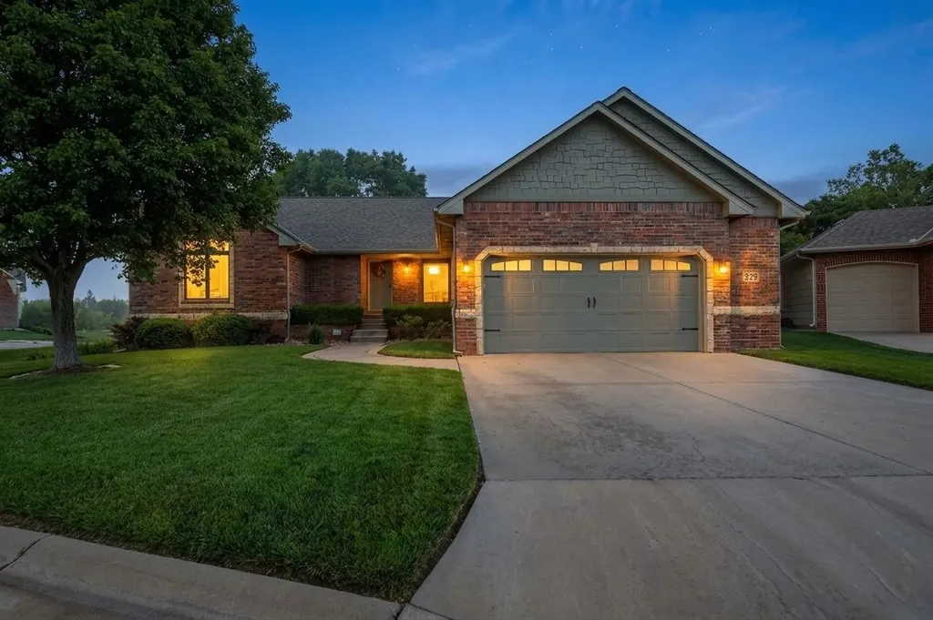 329 S Grand Mere Court Wichita KS 67230