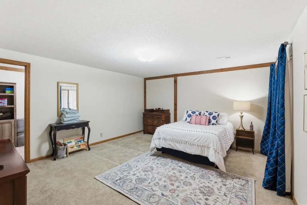 12207 W Briarwood Circle Wichita KS 67235