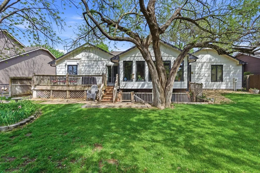 12207 W Briarwood Circle Wichita KS 67235