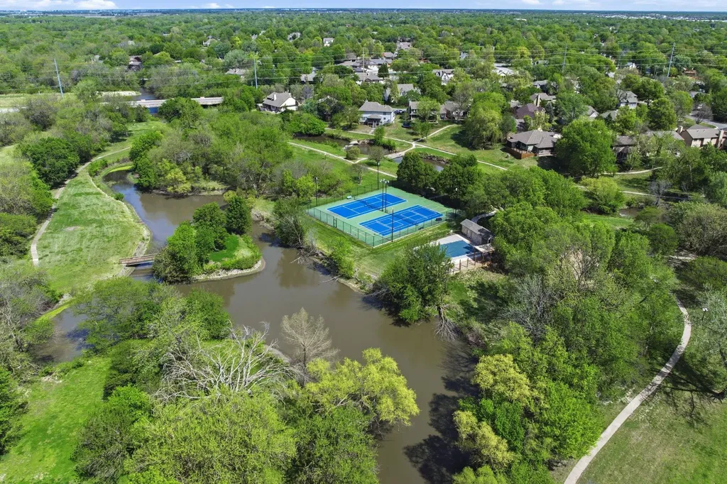 12207 W Briarwood Circle Wichita KS 67235