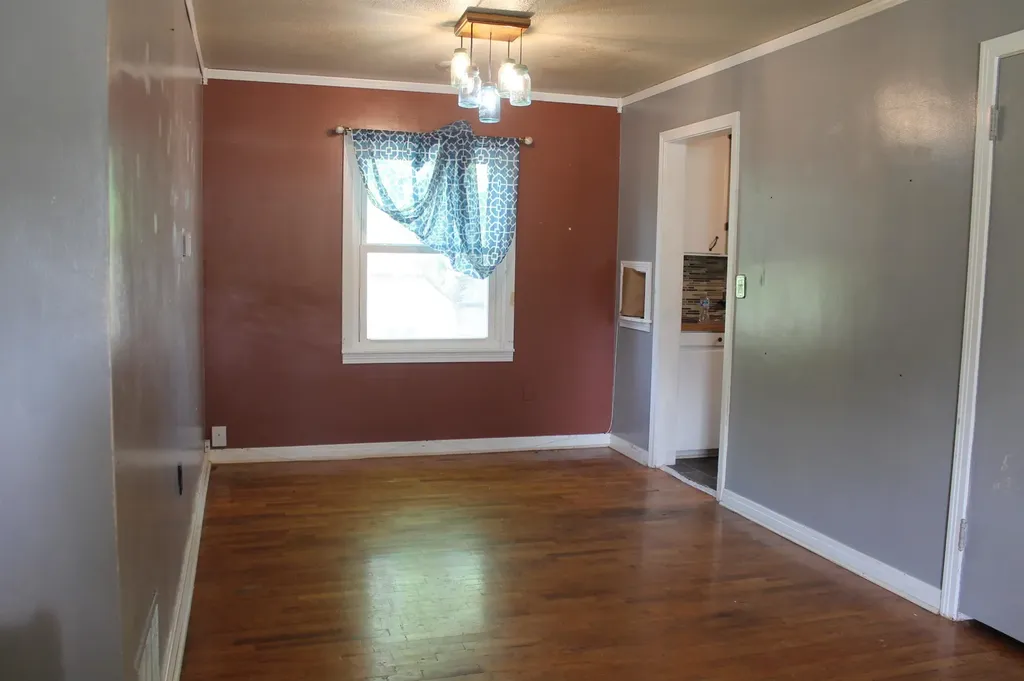 828 N Anthony Avenue Anthony KS 67003