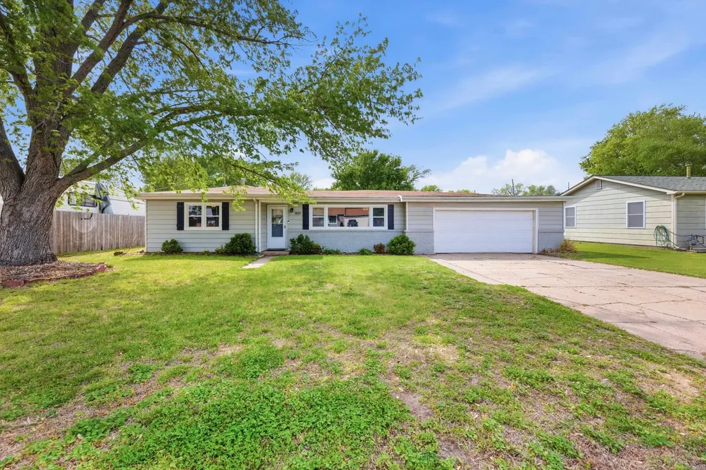 909 N Bebe Street Wichita KS 67212